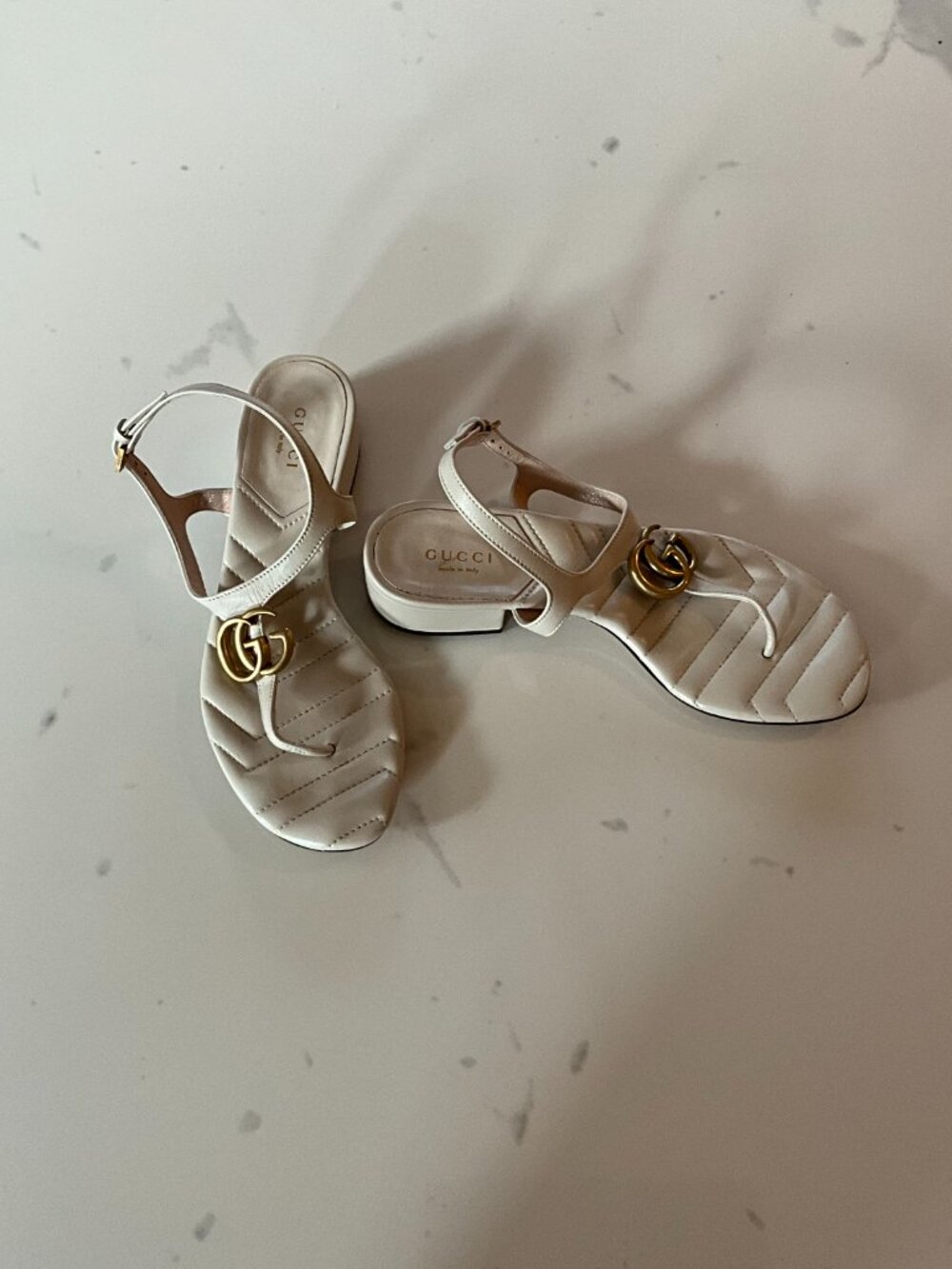 Gucci Marmont Double G thong sandals - Picture 5 of 13